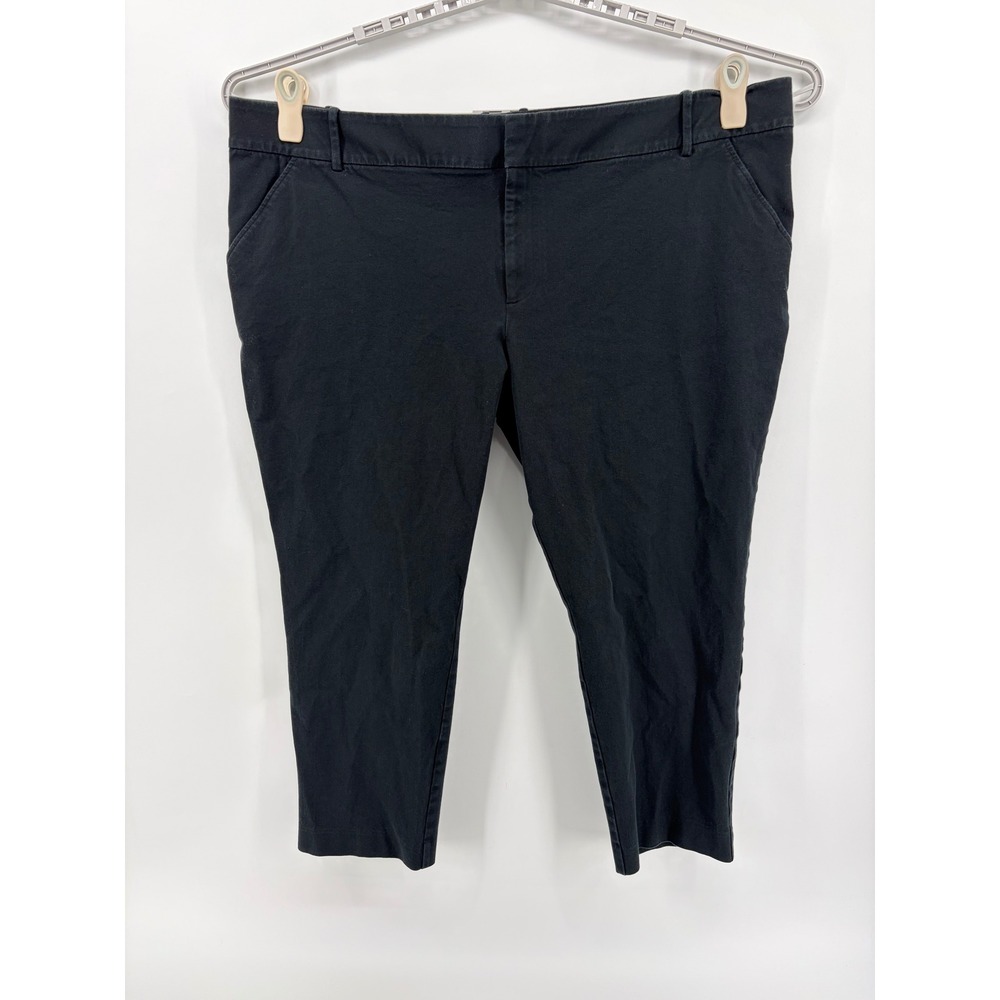 Ava & Viv Black Capris